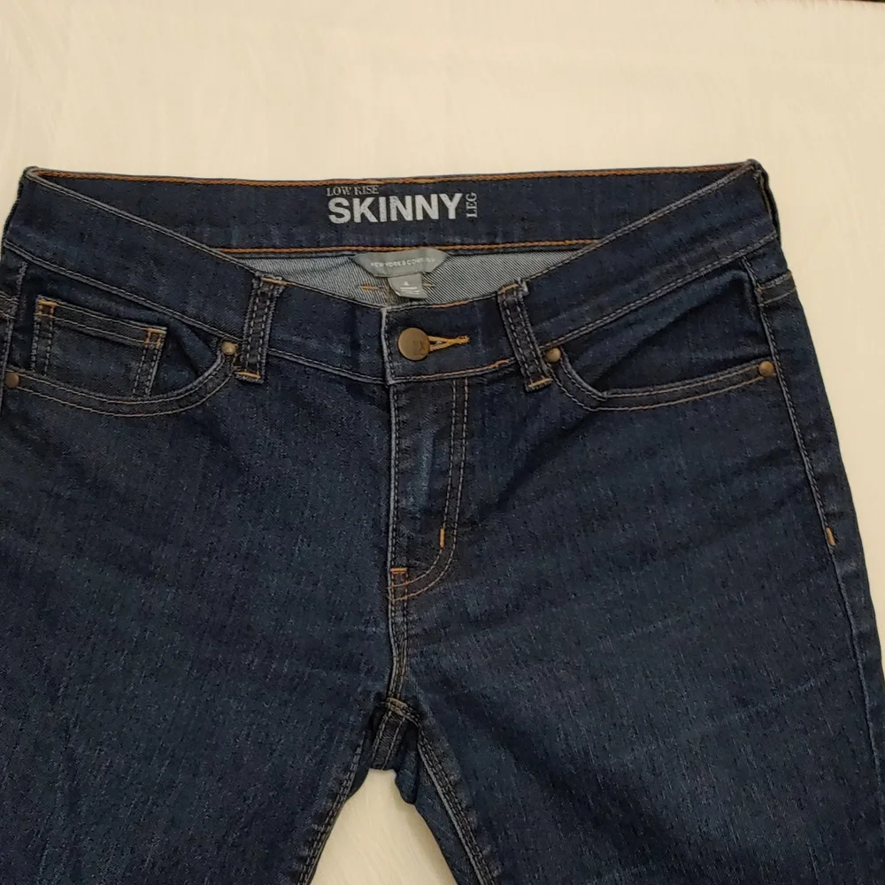 New York & Company Women's Size 4 Low Rise Skinny Jeans